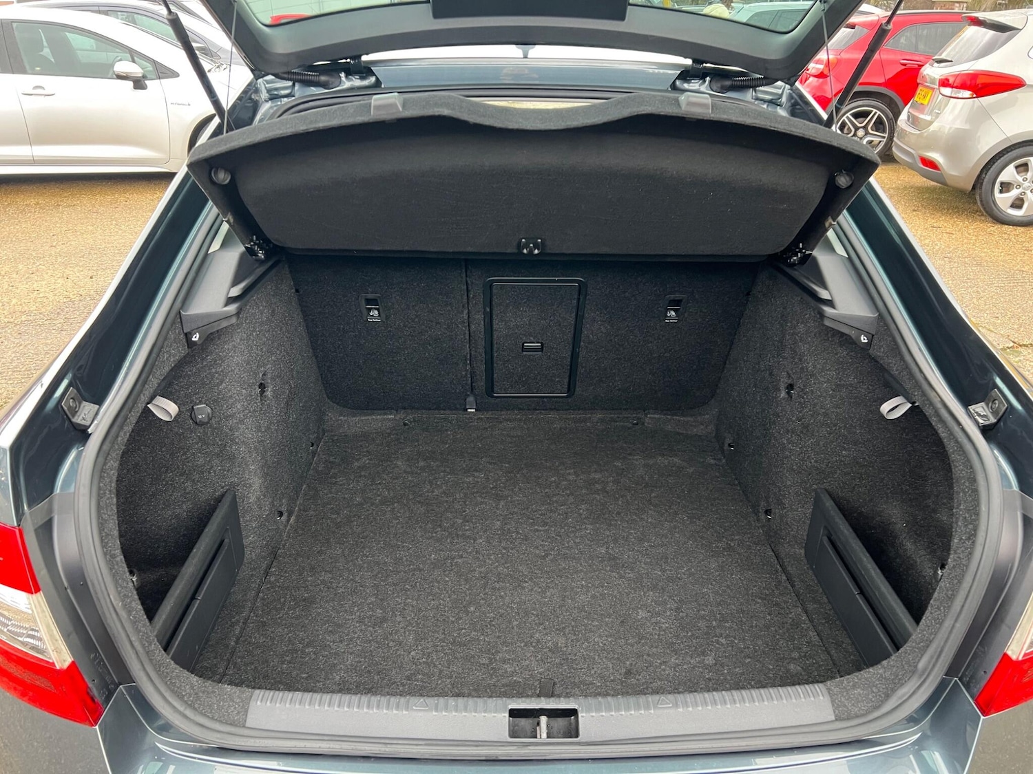 Used Skoda Octavia 2020 for sale - 76925978: Photo 11