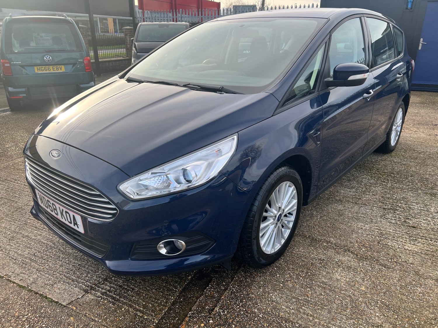 Used Ford S-Max 2019 for sale - 77671751: Photo 3