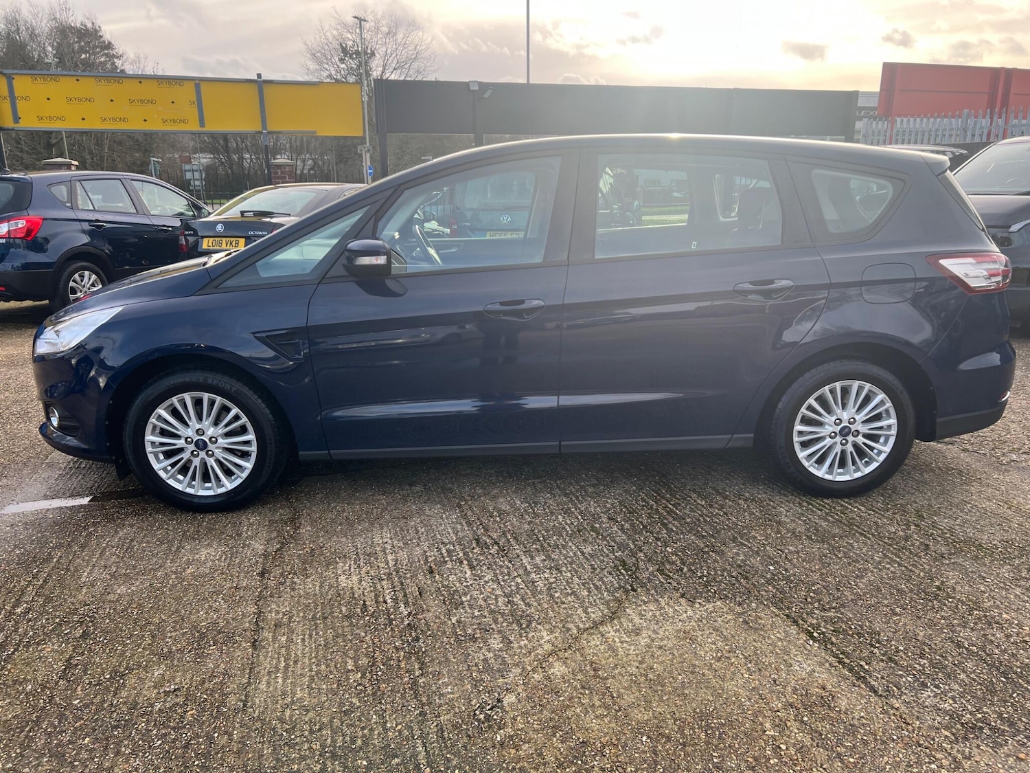 Used Ford S-Max 2019 for sale - 77671751: Photo 4