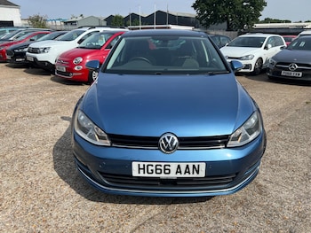Used Volkswagen Golf 2016 for sale - 79304187: Photo