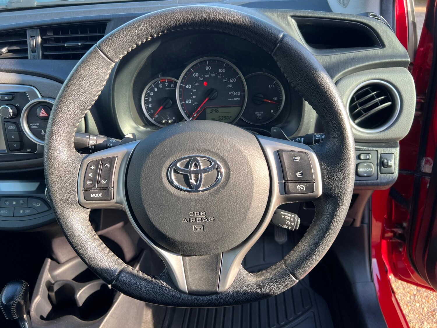 Used Toyota Yaris 2014 for sale - 77838465: Photo 15