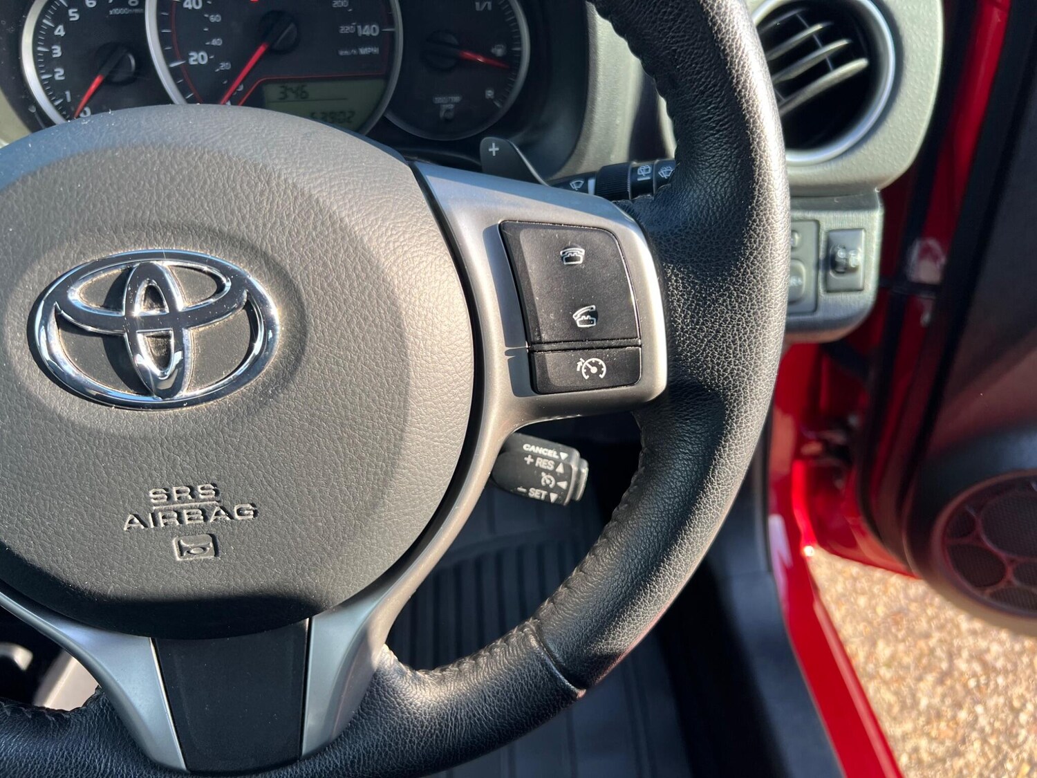 Used Toyota Yaris 2014 for sale - 77838465: Photo 17