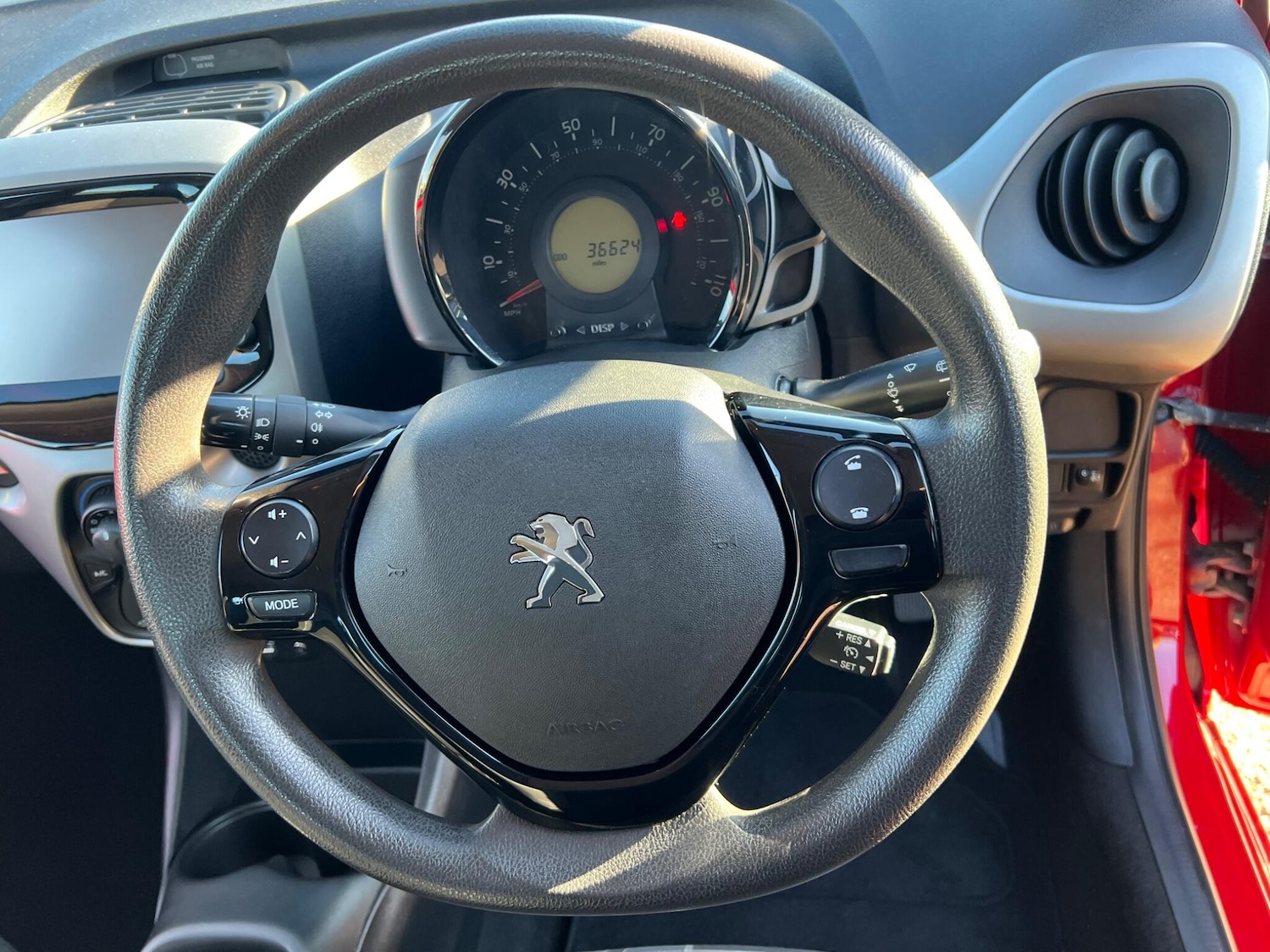 Used Peugeot 108 2017 for sale - 76714755: Photo 15