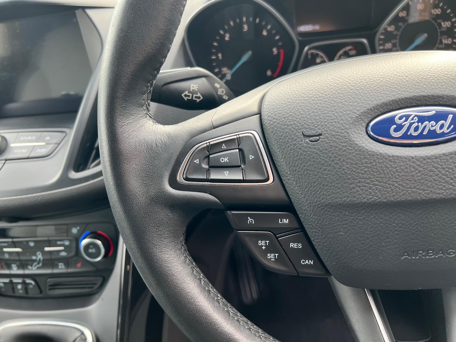 Used Ford Kuga 2016 for sale - 77395745: Photo 17