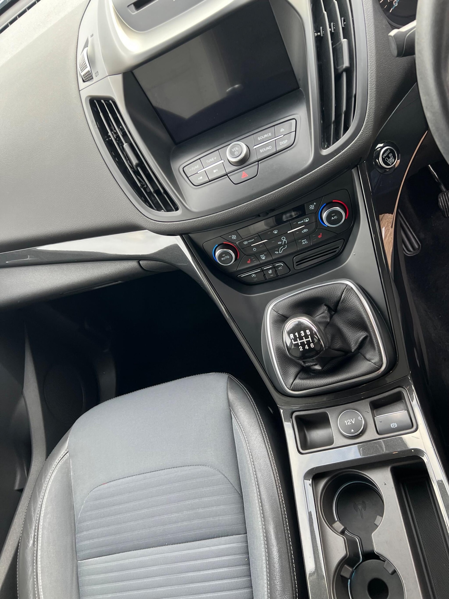 Used Ford Kuga 2016 for sale - 77395745: Photo 30