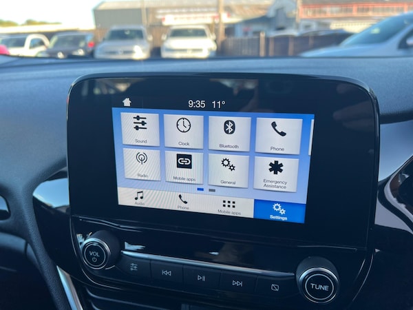 Used Ford Fiesta 2018 for sale - 76295397: Photo 24