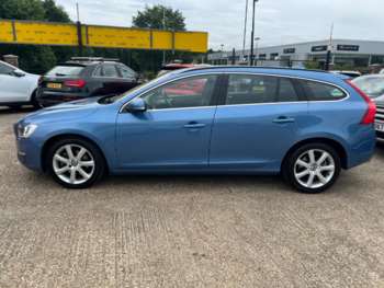 Used Volvo V60 2016 for sale - 75059942: Photo