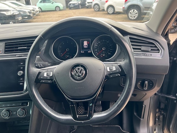 Used Volkswagen Tiguan 2018 for sale - 76270764: Photo 15