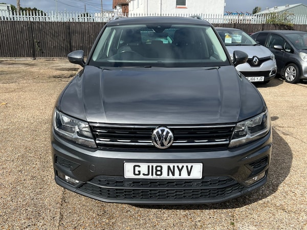 Used Volkswagen Tiguan 2018 for sale - 76270764: Photo 2