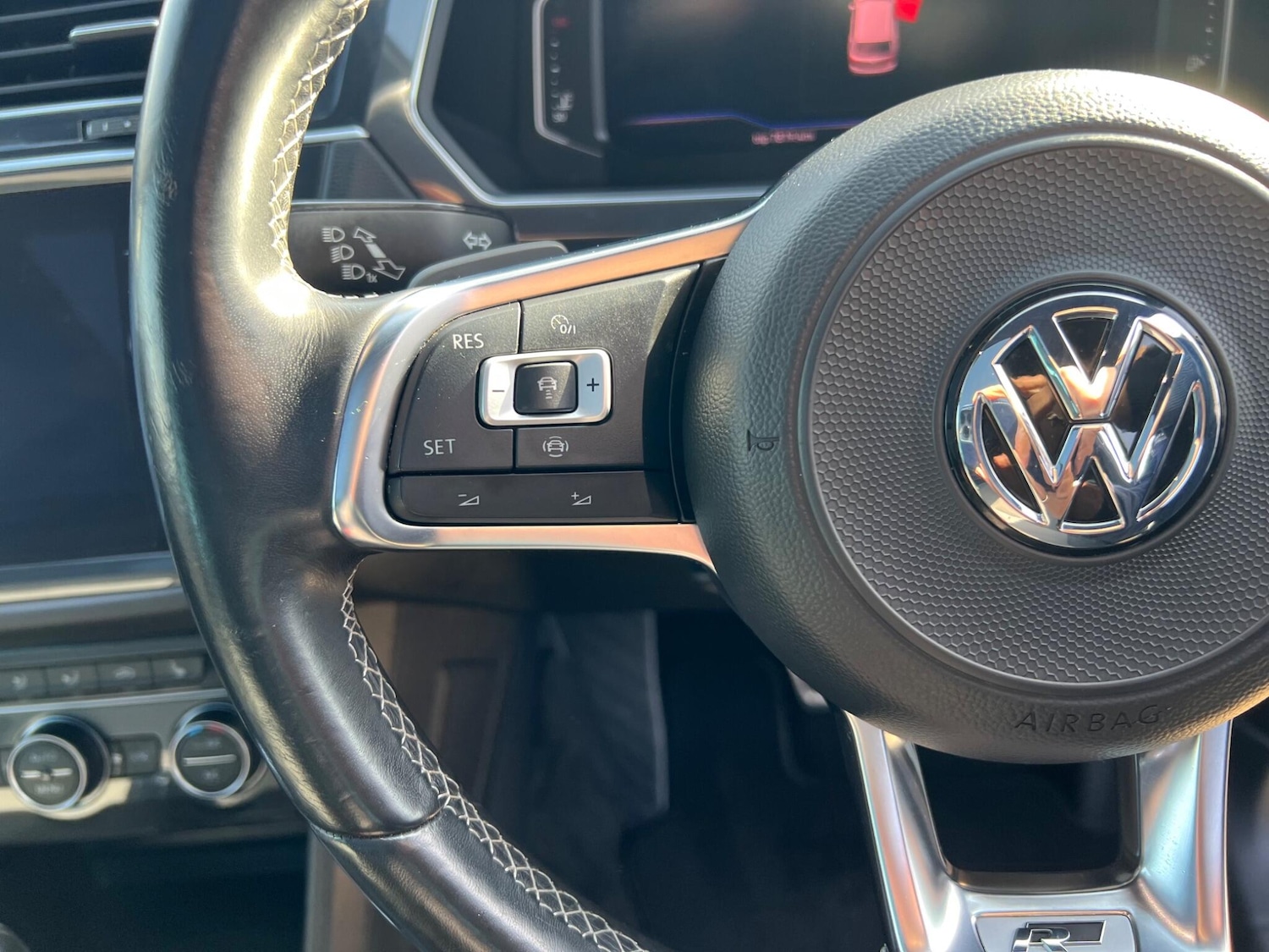 Used Volkswagen Tiguan 2019 for sale - 77769021: Photo 16