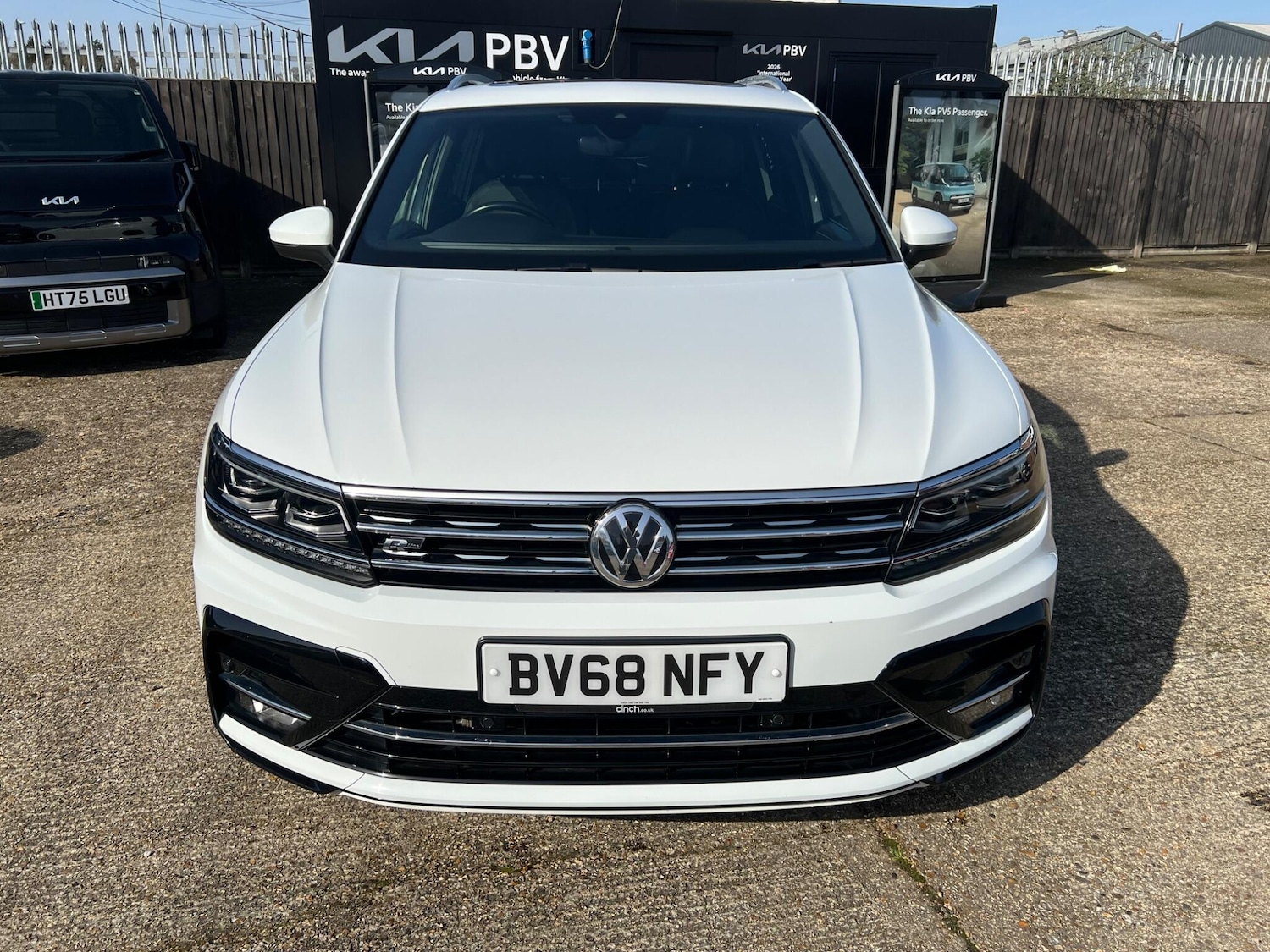 Used Volkswagen Tiguan 2019 for sale - 77769021: Photo 2