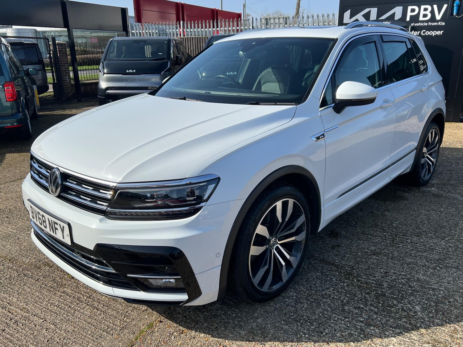 Used Volkswagen Tiguan 2019 for sale - 77769021: Photo 3
