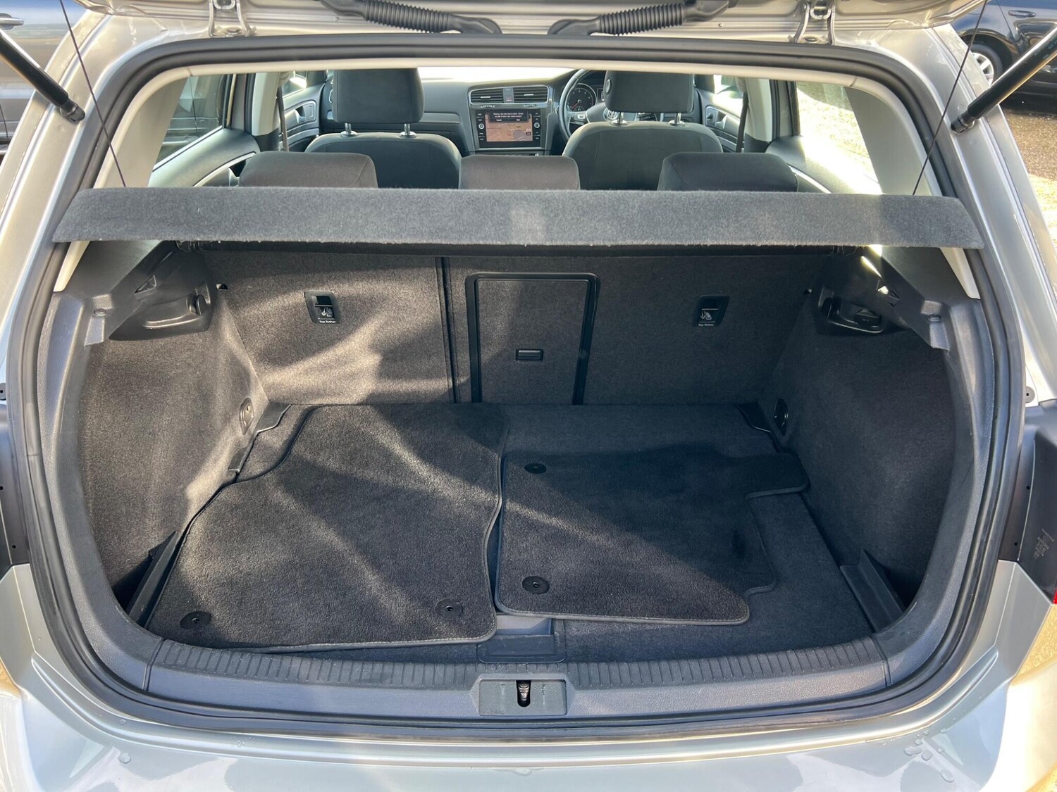 Used Volkswagen Golf for sale - 77723889: Photo 11