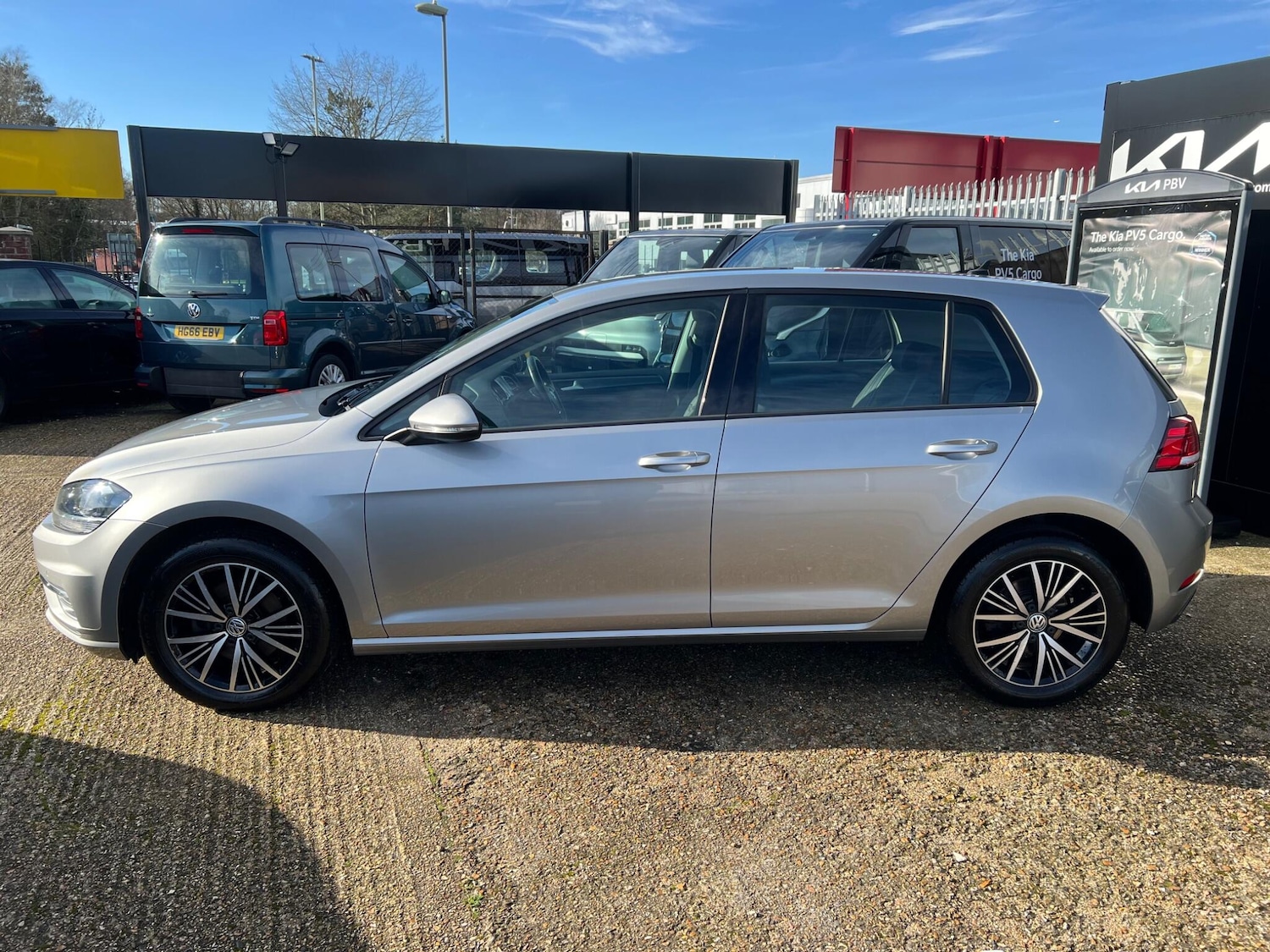 Used Volkswagen Golf for sale - 77723889: Photo 4