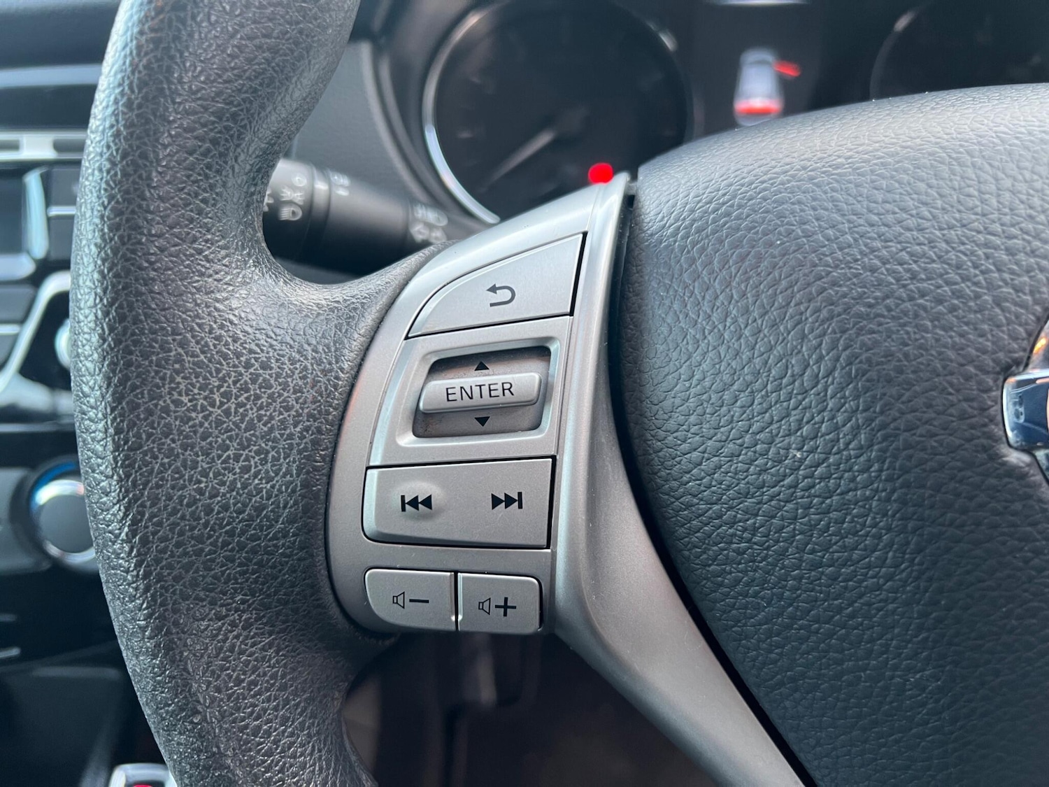 Used Nissan Qashqai 2016 for sale - 77238313: Photo 14