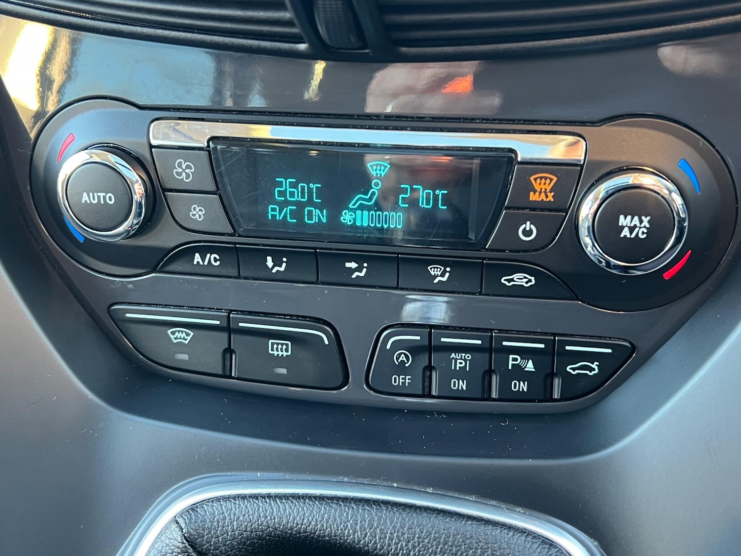 Used Ford Kuga 2016 for sale - 76658261: Photo 26