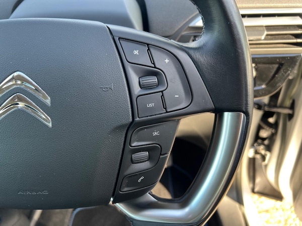 Used Citroen C4 Picasso 2015 for sale - 76214301: Photo 17
