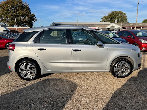 Used Citroen C4 Picasso 2015 for sale - 76214301: Photo 8