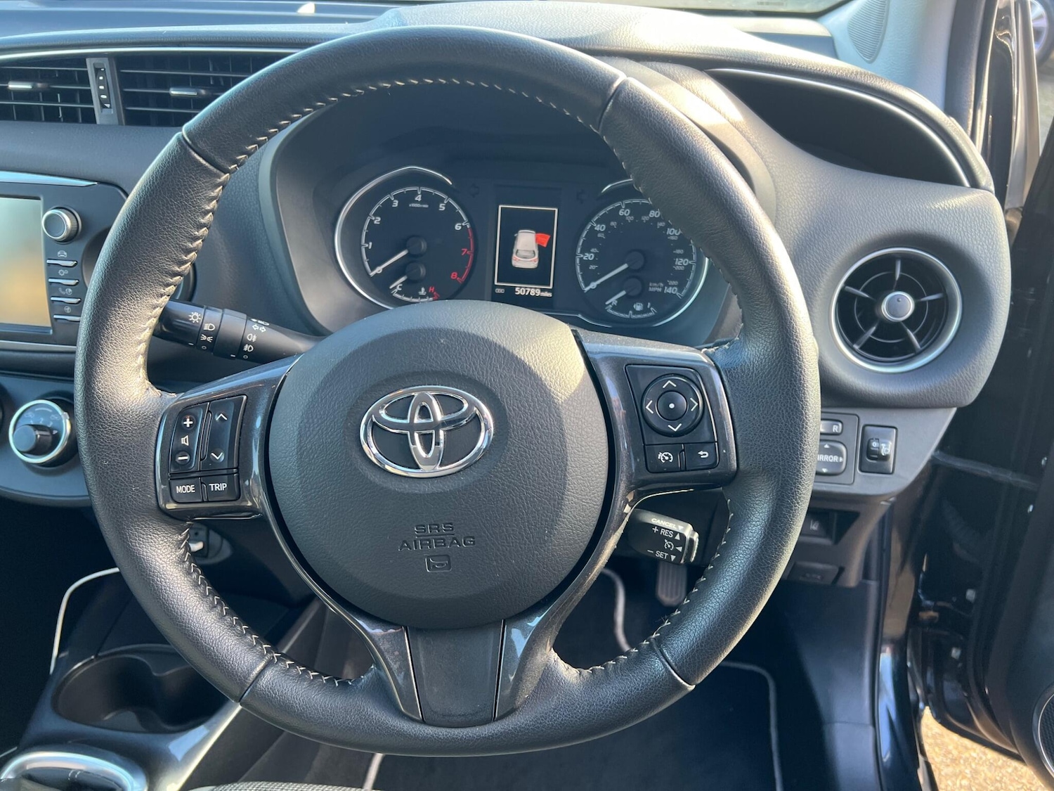 Used Toyota Yaris 2020 for sale - 77091128: Photo 15