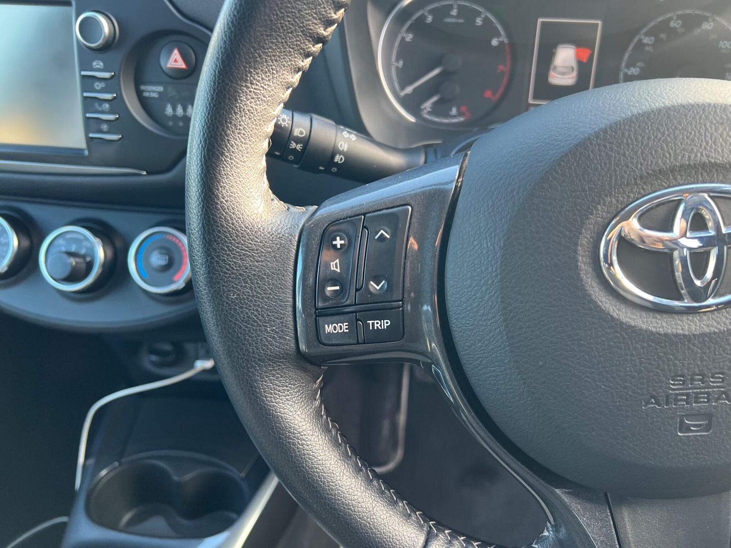 Used Toyota Yaris 2020 for sale - 77091128: Photo 16