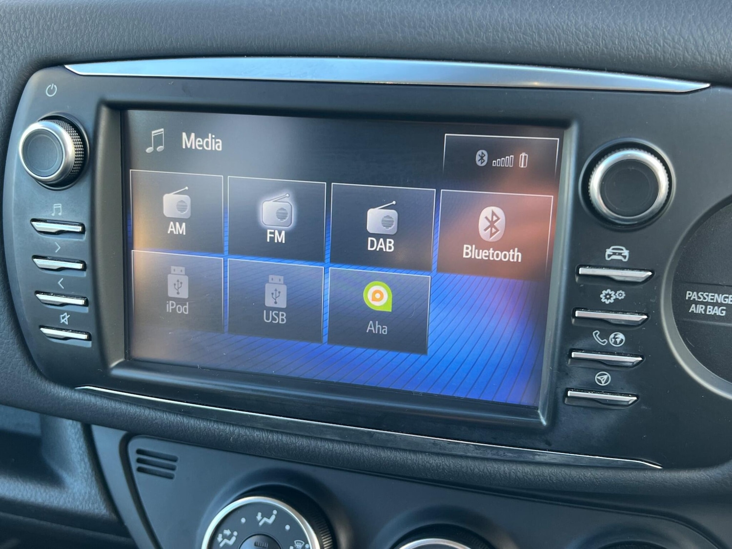 Used Toyota Yaris 2020 for sale - 77091128: Photo 22