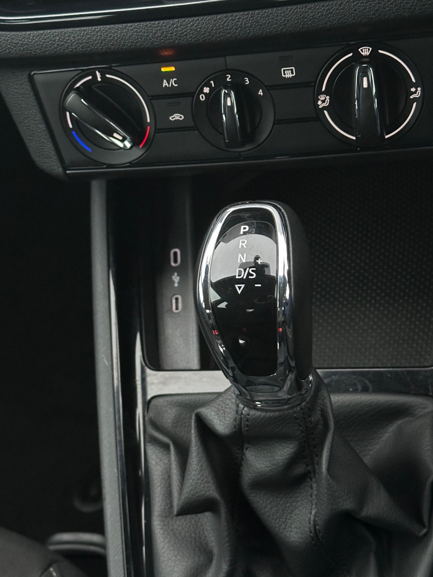 Used Skoda Kamiq 2022 for sale - 76772258: Photo 21