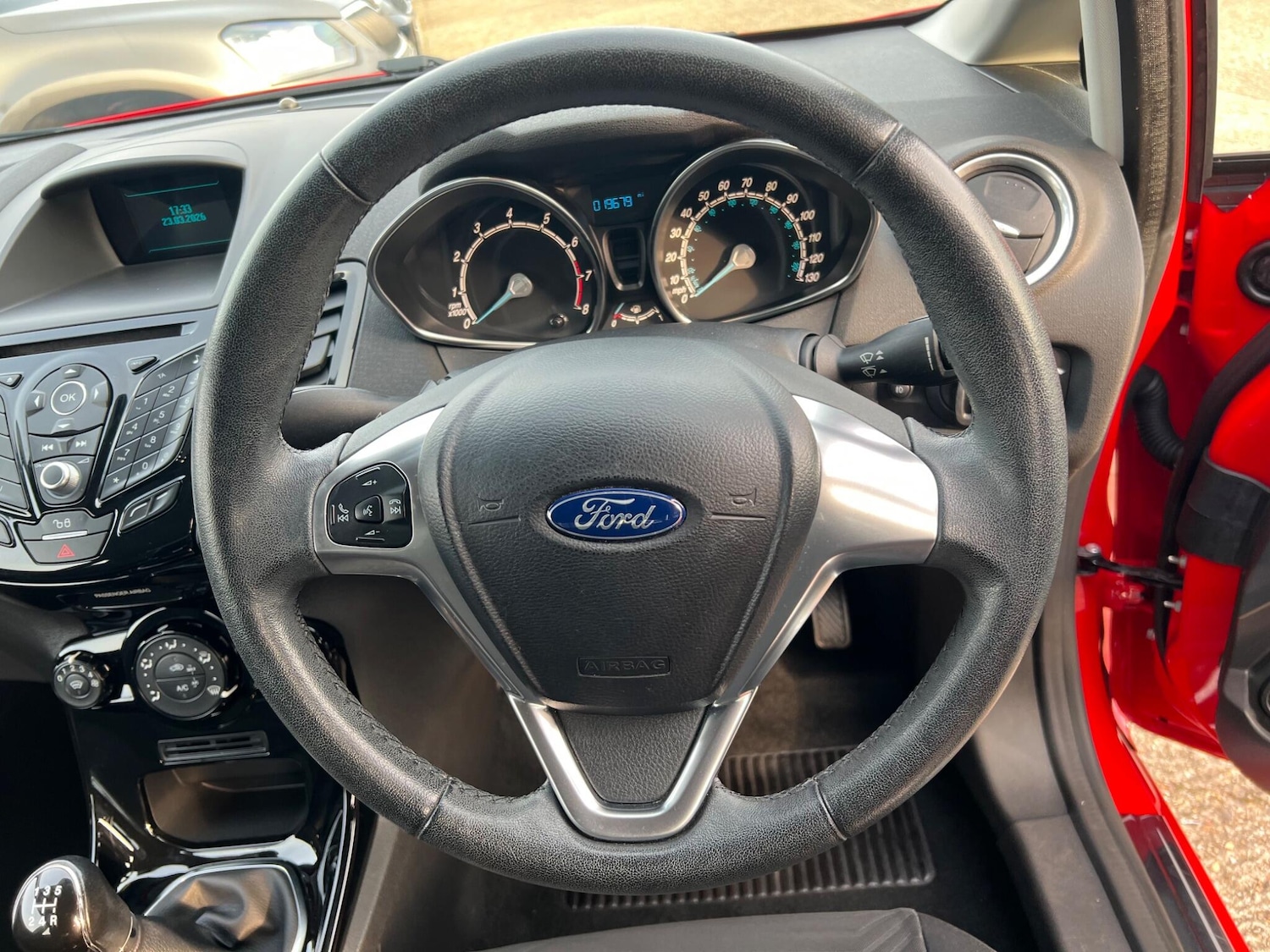 Used Ford Fiesta 2015 for sale - 78019598: Photo 15