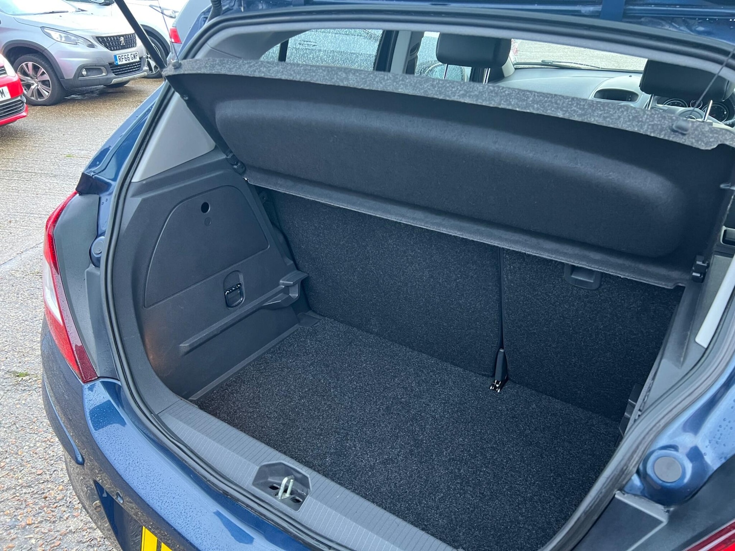 Used Vauxhall Corsa 2012 for sale - 77469005: Photo 11