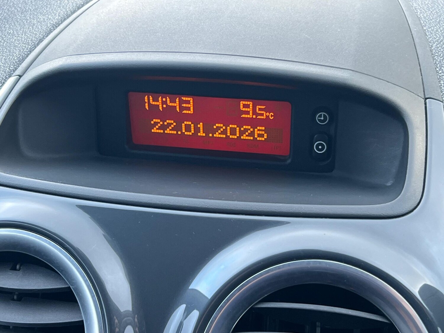 Used Vauxhall Corsa 2012 for sale - 77469005: Photo 19