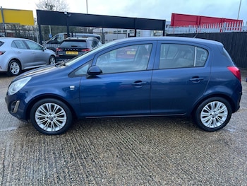 Used Vauxhall Corsa 2012 for sale - 77469005: Photo