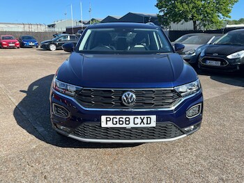 Used Volkswagen T-Roc 2019 for sale - 78503926: Photo