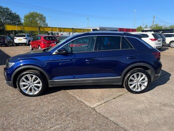 Used Volkswagen T-Roc 2019 for sale - 78503926: Photo