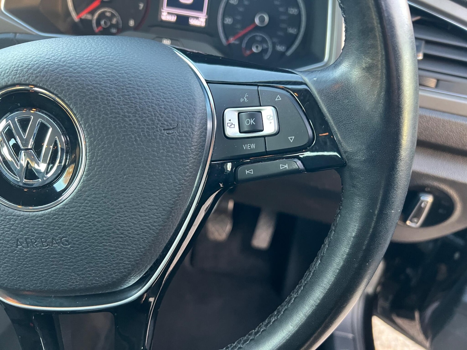 Used Volkswagen T-Roc 2020 for sale - 76714752: Photo 17