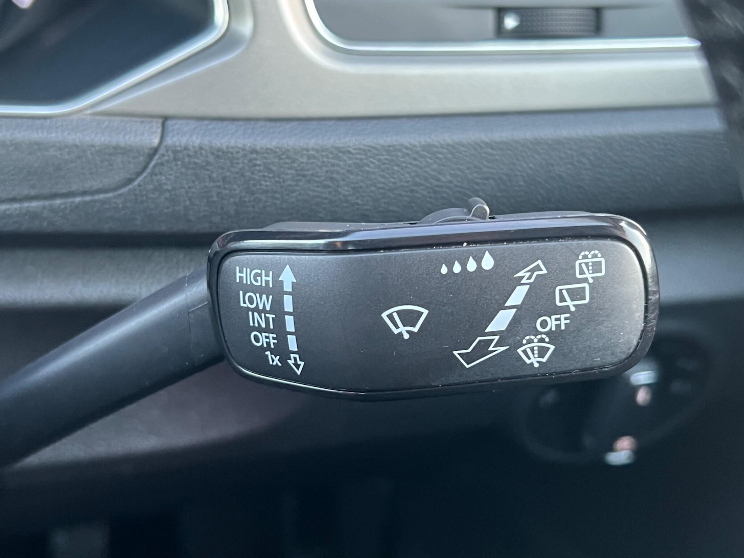 Used Volkswagen T-Roc 2020 for sale - 76714752: Photo 19