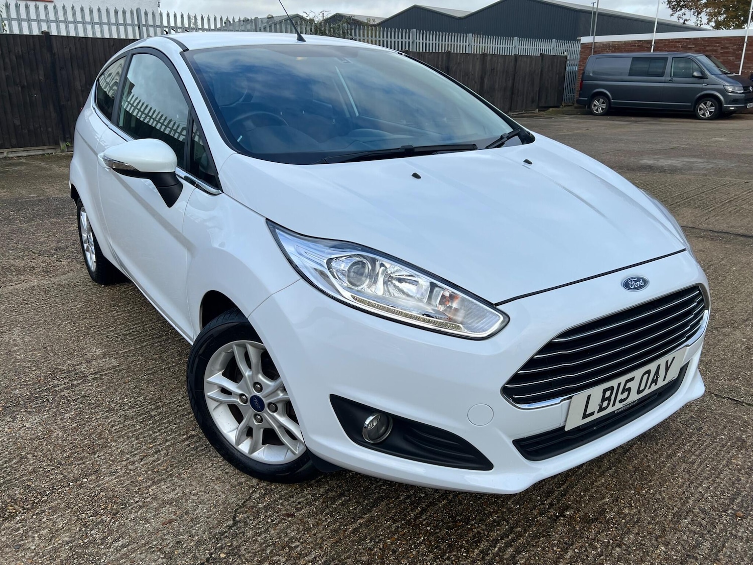 Used Ford Fiesta 2015 for sale - 76584945: Photo 1