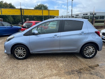 Used Toyota Yaris 2016 for sale - 76227263: Photo 4