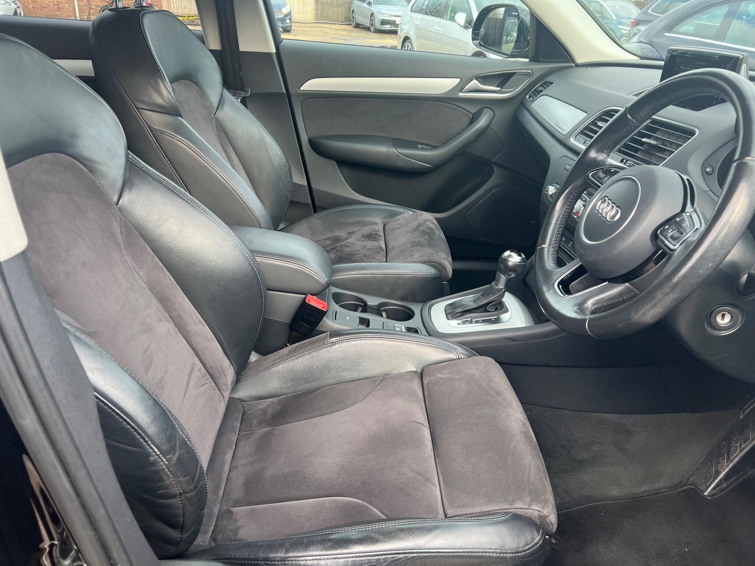 Used Audi Q3 2015 for sale - 77538361: Photo 13