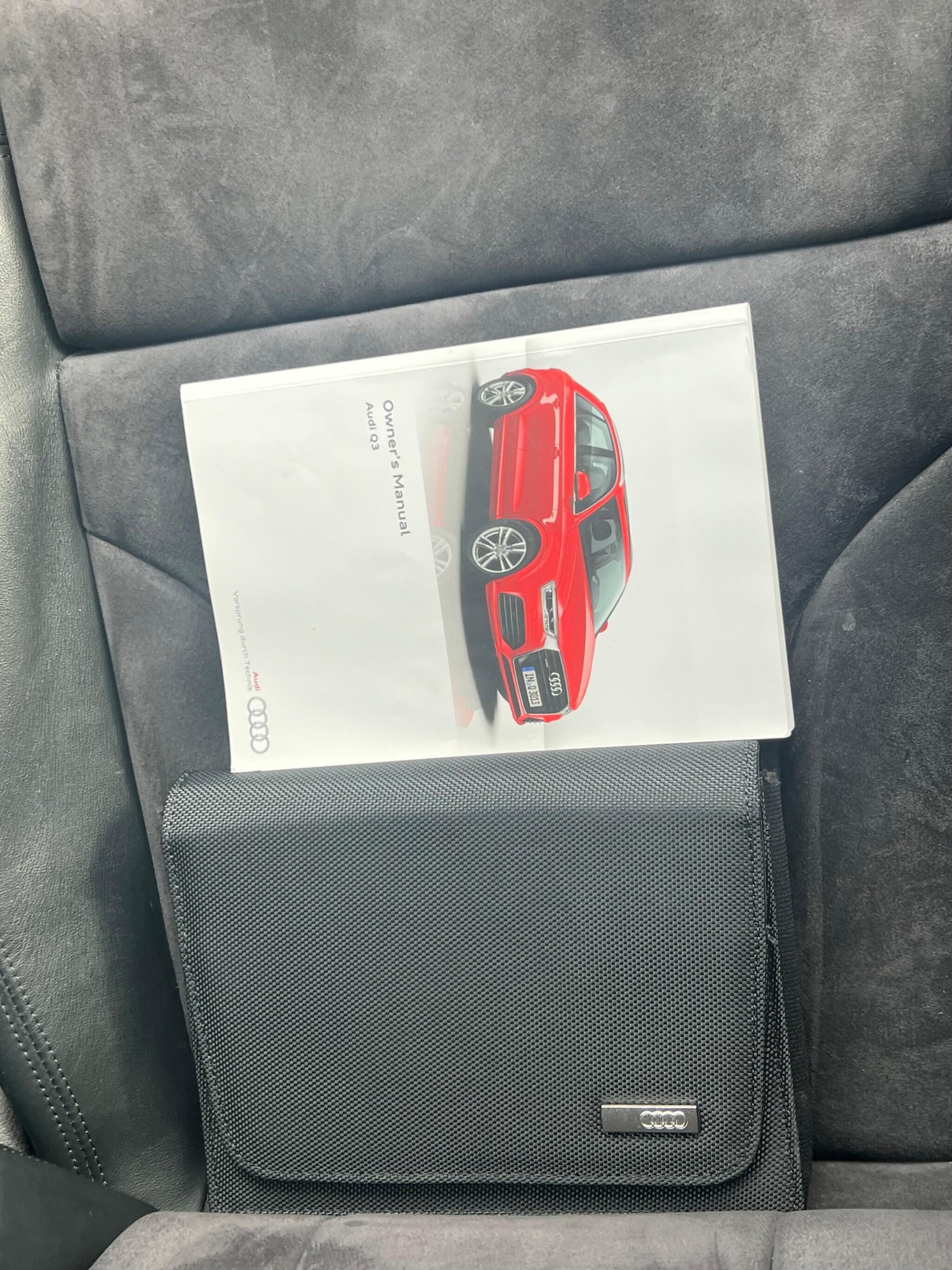 Used Audi Q3 2015 for sale - 77538361: Photo 32