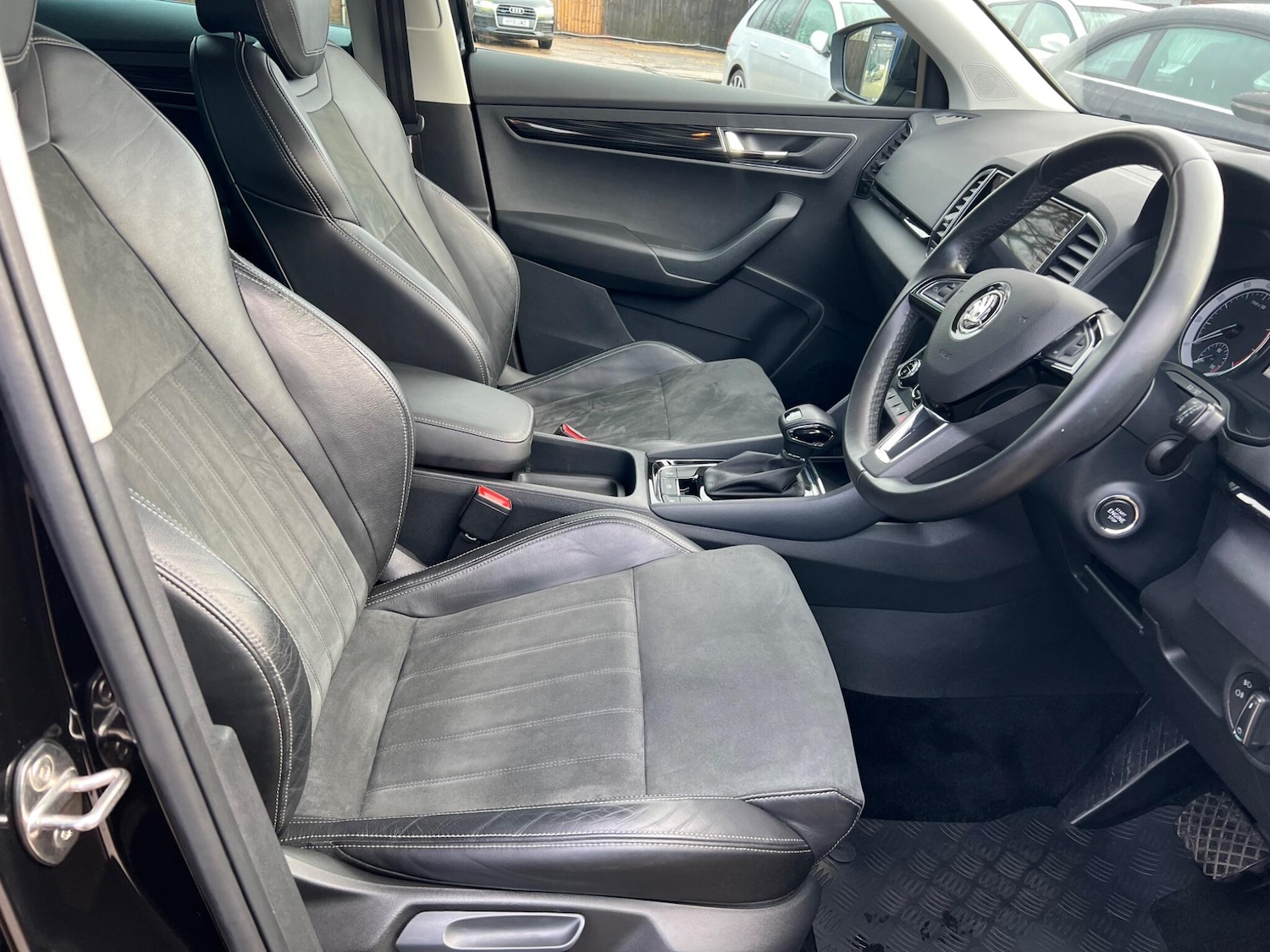 Used Skoda Karoq 2020 for sale - 77538063: Photo 12