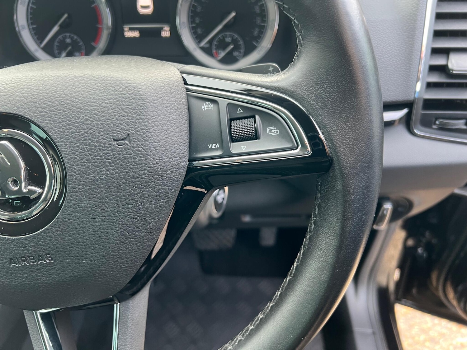 Used Skoda Karoq 2020 for sale - 77538063: Photo 16