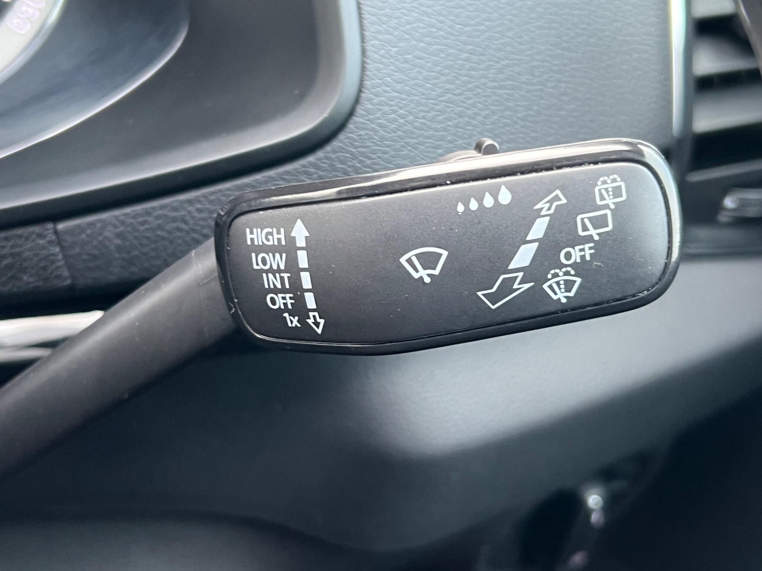 Used Skoda Karoq 2020 for sale - 77538063: Photo 18