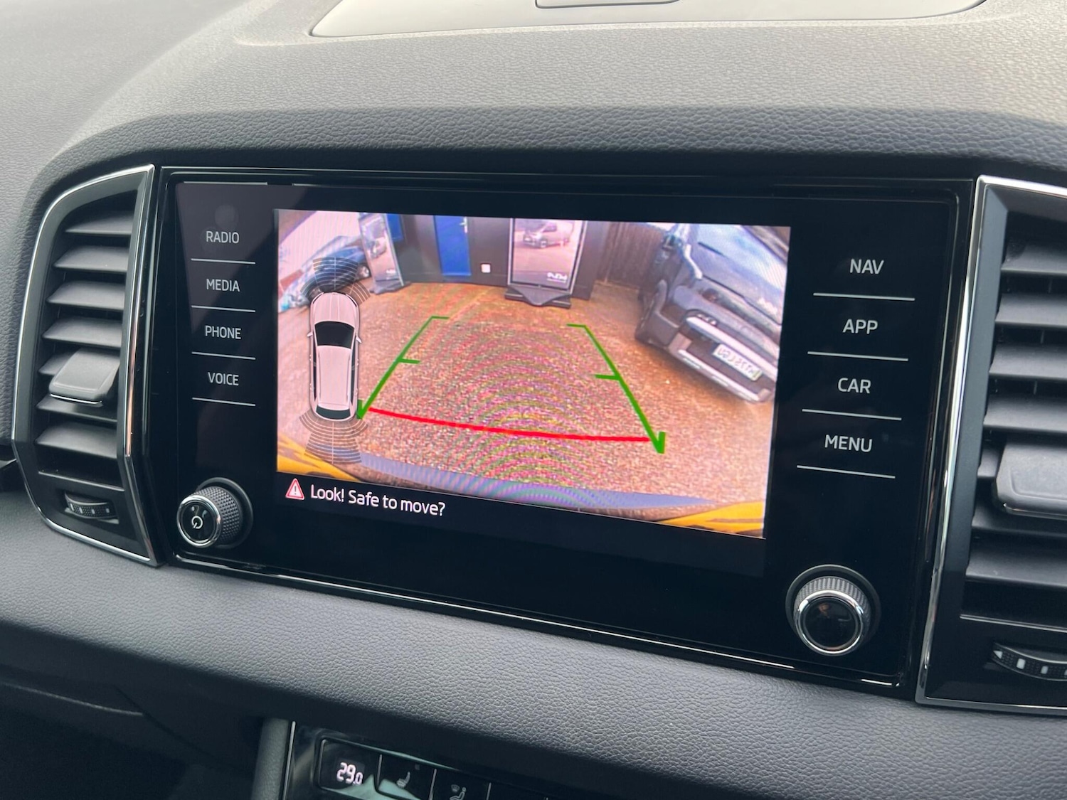 Used Skoda Karoq 2020 for sale - 77538063: Photo 22