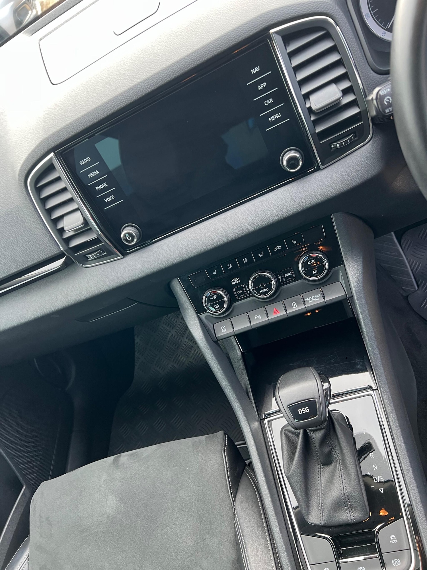 Used Skoda Karoq 2020 for sale - 77538063: Photo 28