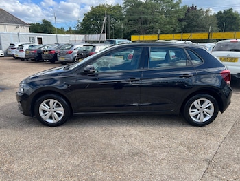 Used Volkswagen Polo 2019 for sale - 79532658: Photo