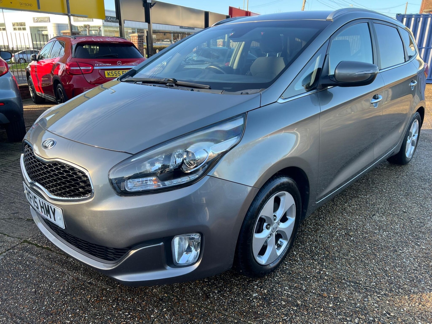 Used Kia Carens 2015 for sale - 76898465: Photo 2