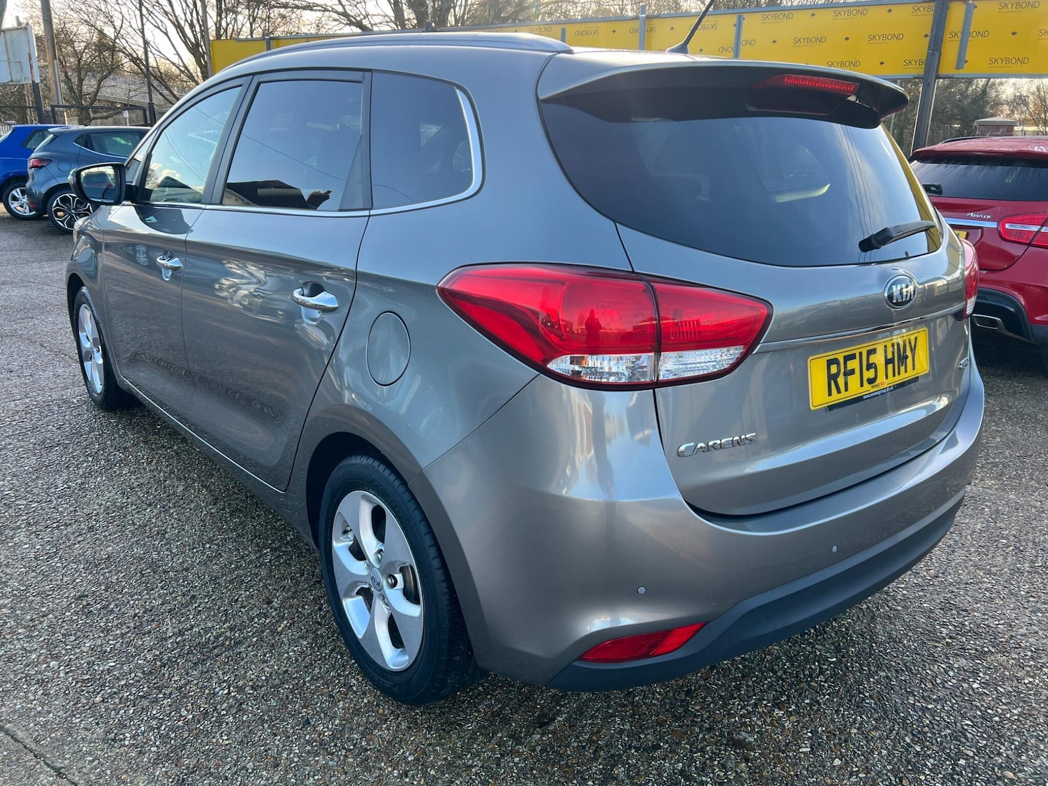 Used Kia Carens 2015 for sale - 76898465: Photo 4