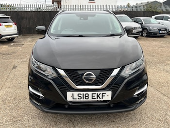 Used Nissan Qashqai 2018 for sale - 76259177: Photo 2