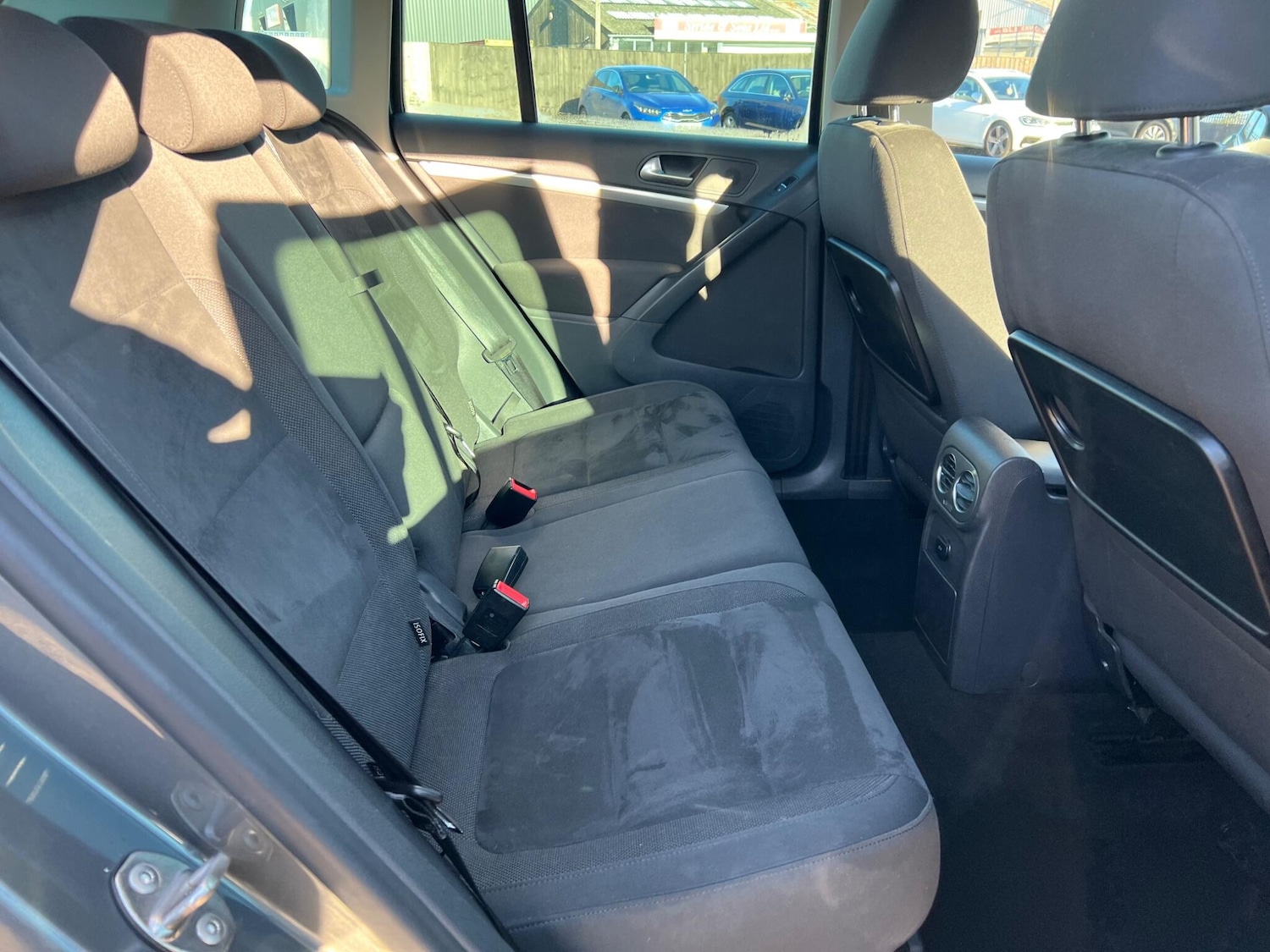 Used Volkswagen Tiguan 2015 for sale - 76991999: Photo 14