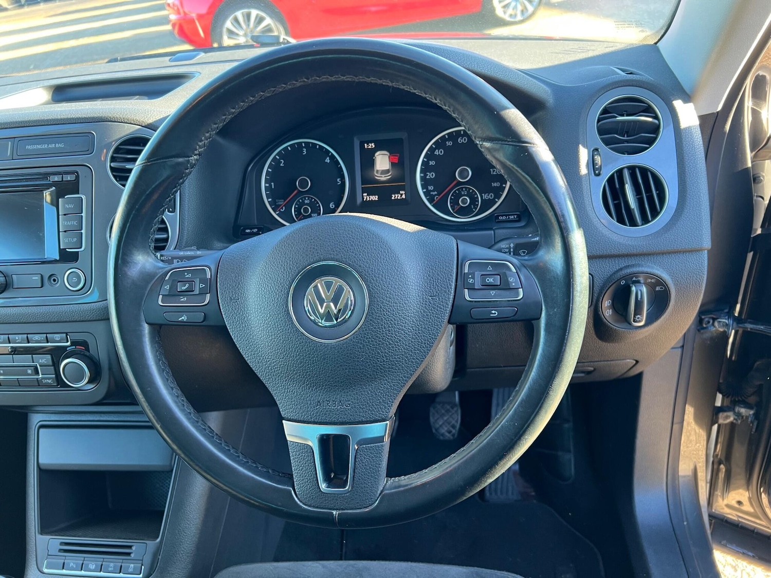 Used Volkswagen Tiguan 2015 for sale - 76991999: Photo 15