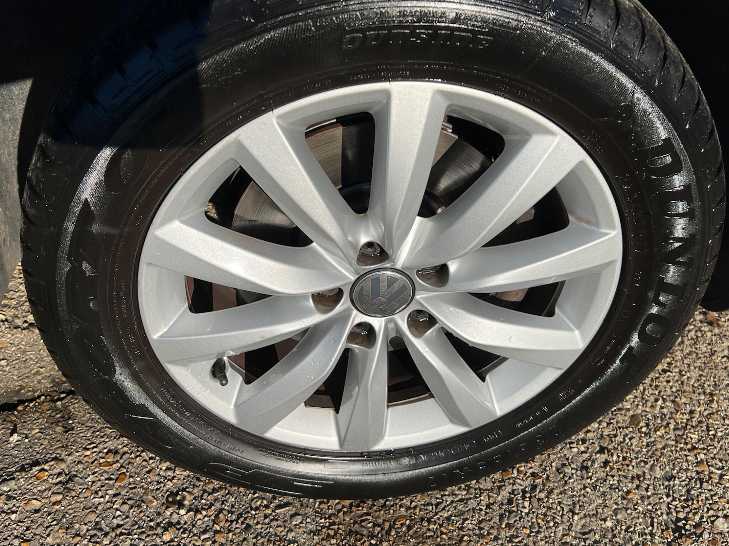 Used Volkswagen Tiguan 2015 for sale - 76991999: Photo 9